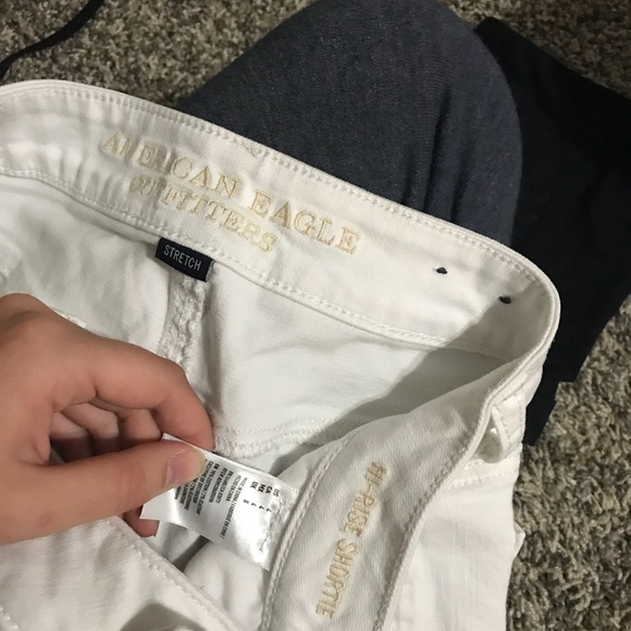 Shorts - Picture 3 of 3